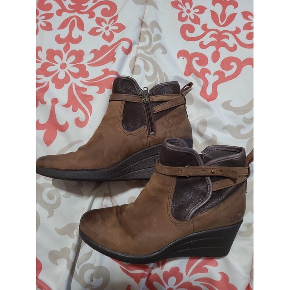 UGG Boots Womens 8 Meredith Lodge Wedge Booties Brown Leather Zip 1008017 - Picture 2 of 13